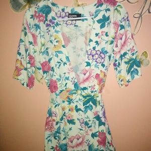 Vibrant Floral Short Sleeve V Cut Blazer/ Blouse